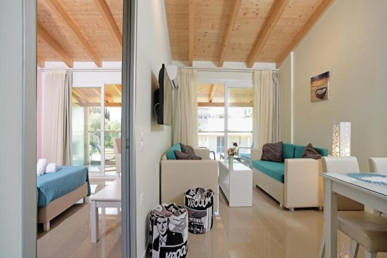 Palapart Gikas Suites And Studios Gouvia Ngoại thất bức ảnh