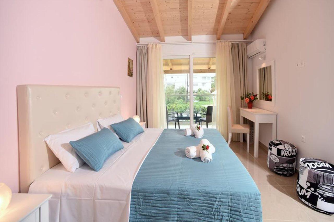 Palapart Gikas Suites And Studios Gouvia Ngoại thất bức ảnh